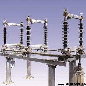 GW4M-72.5DW户外高压隔离开关